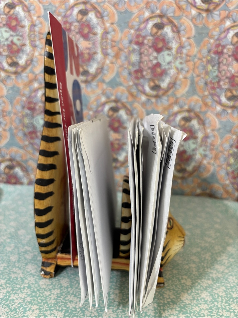 Cat Mail Organizer - Picture 10 of 10